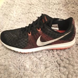 Nike Women’s Flex Fury Mesh Athletic Running Shoes Size 8.5